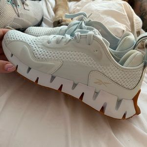 Reebok zig dynamica sneaker